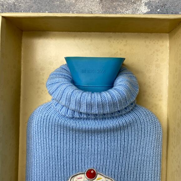 Covered Hot Water Bottle Knit Sweater By Cassandra Never Used 13" x 8" - Picture 3 of 11